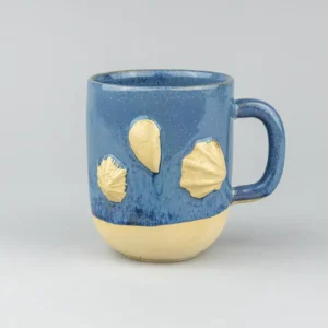 Mala šalica-školjke