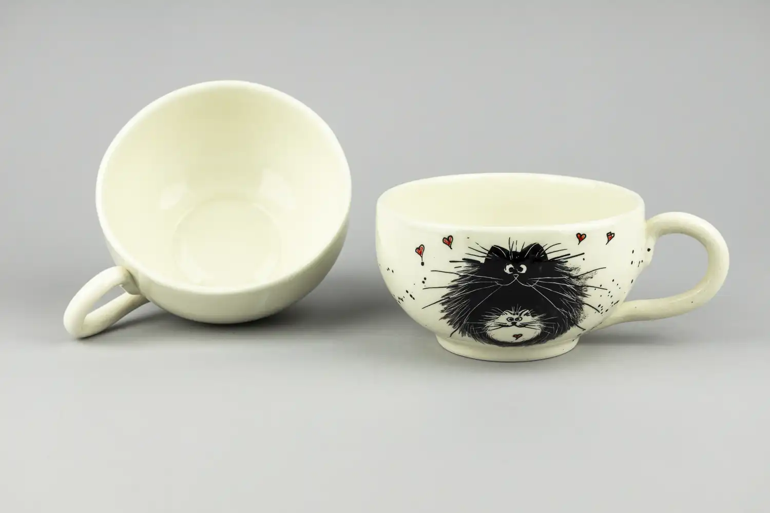 Zdjelica-mace crno bijele - Slika 2